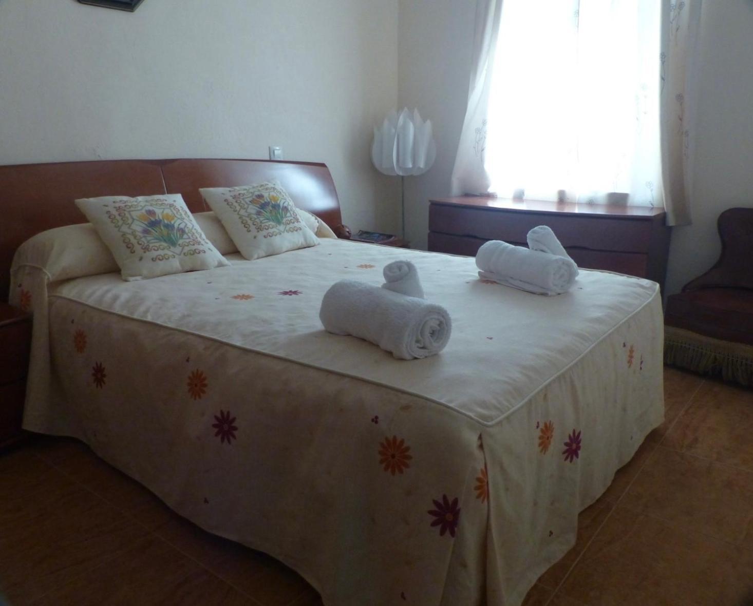 Casa Pilar Villa Guadalcanal Buitenkant foto